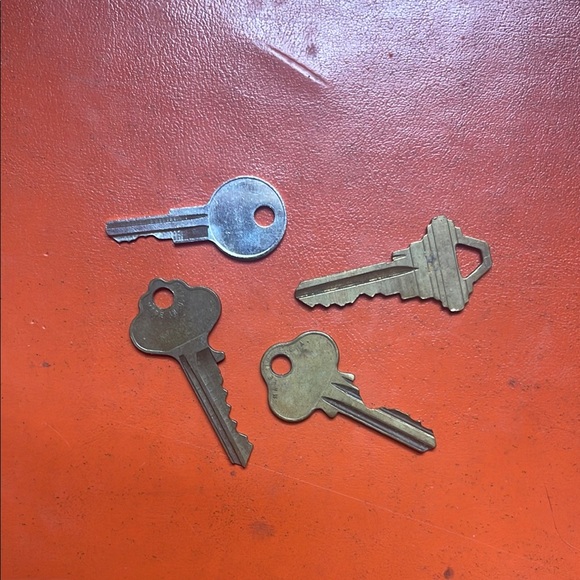 Vintage Key Collection - Picture 7 of 7